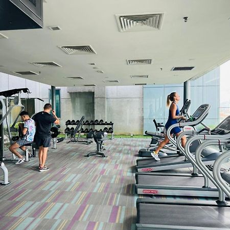 Summer Suites Klcc By Homestay Kuala Lumpur Exteriör bild
