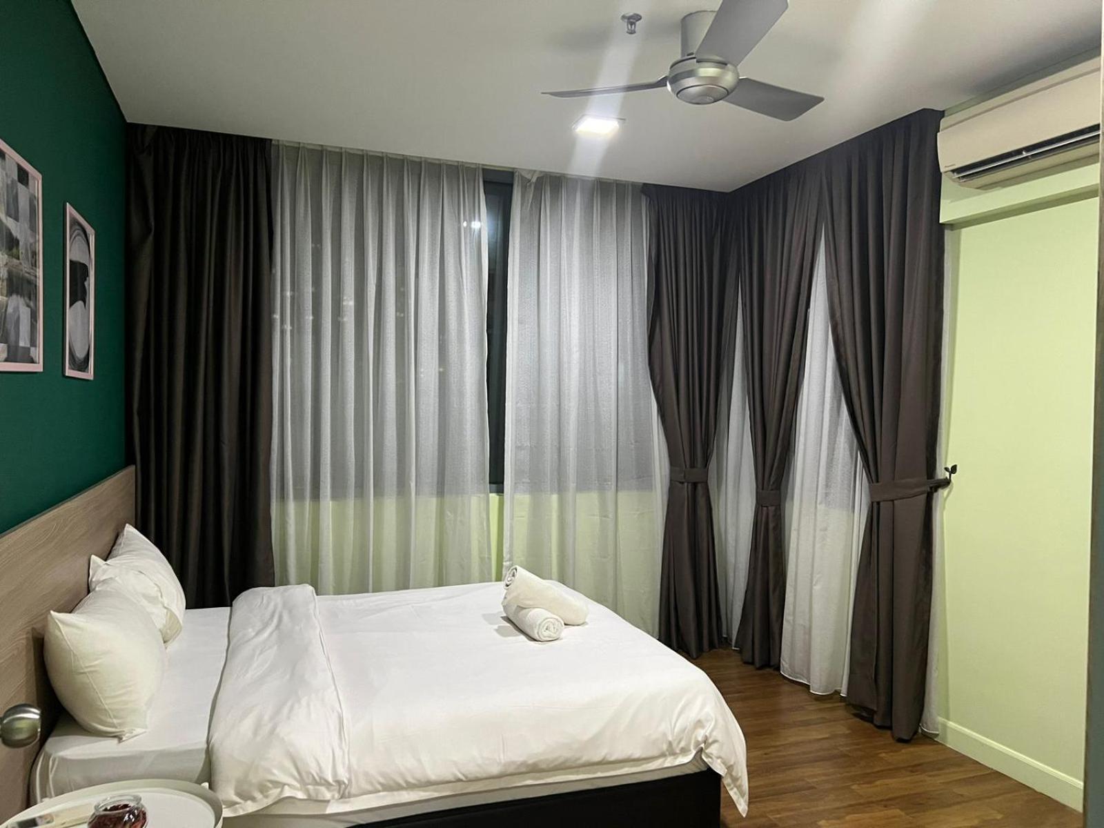 Summer Suites Klcc By Homestay Kuala Lumpur Exteriör bild