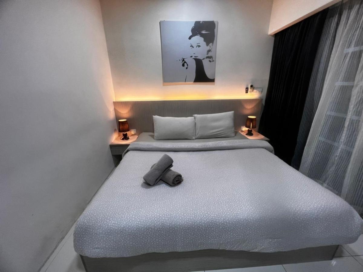 Summer Suites Klcc By Homestay Kuala Lumpur Exteriör bild