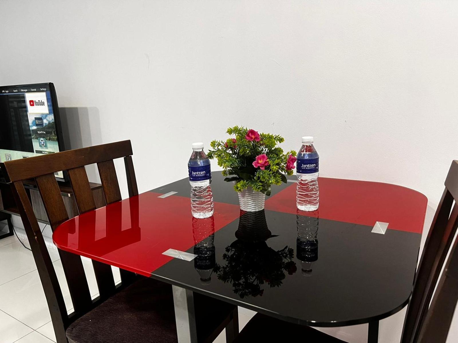 Summer Suites Klcc By Homestay Kuala Lumpur Exteriör bild
