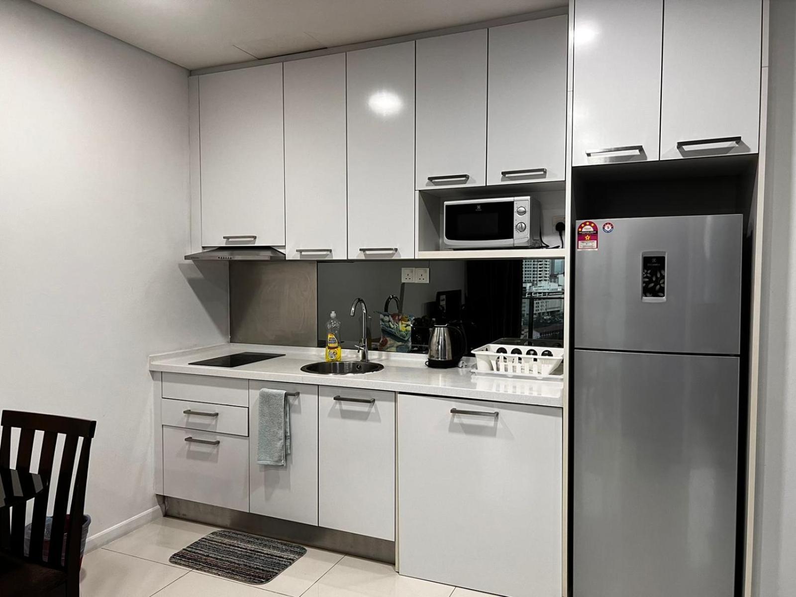 Summer Suites Klcc By Homestay Kuala Lumpur Exteriör bild